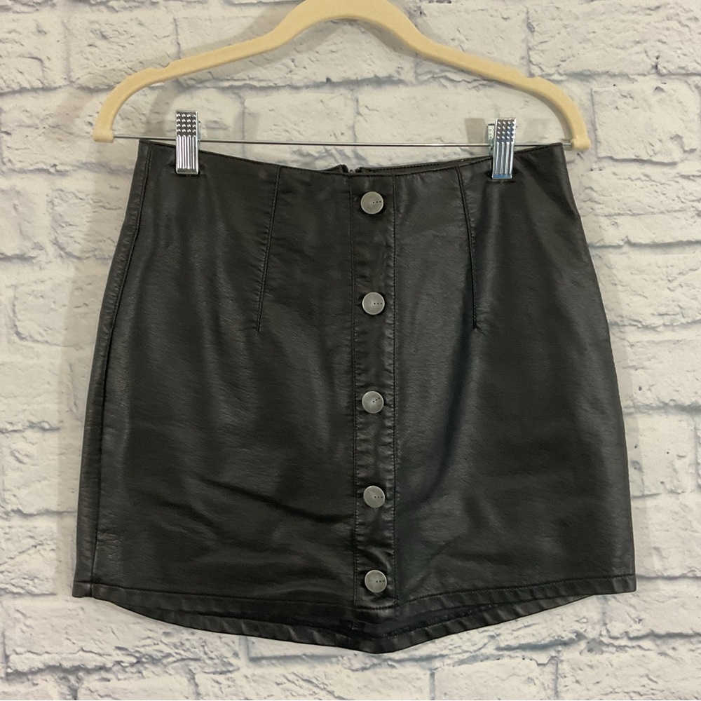 tgla Women’s Faux Leather Skirt